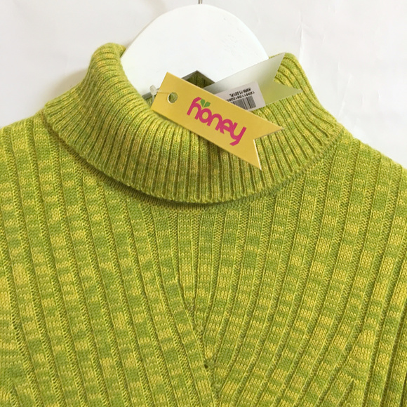 HONEY Green Turtle Neck Sweater - NWT - Picture 3 of 4